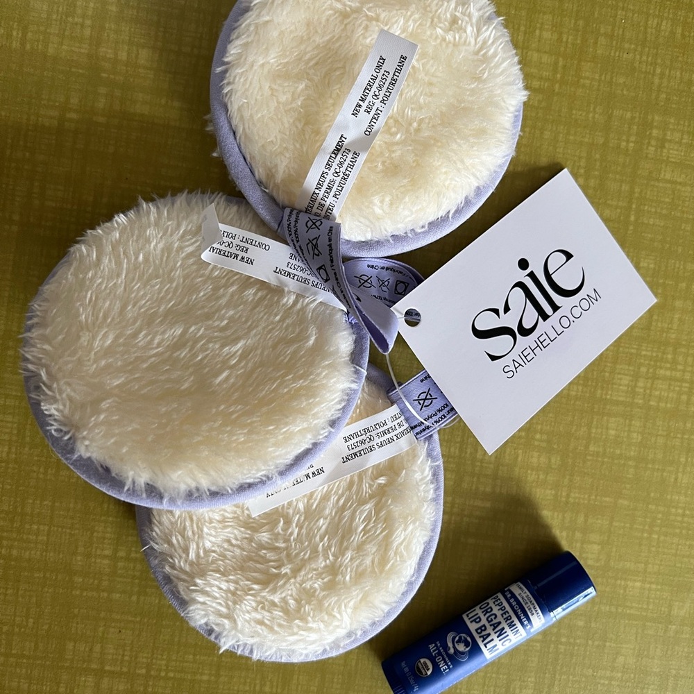 Saie Reusable Beauty Rounds - Picture 2 of 3